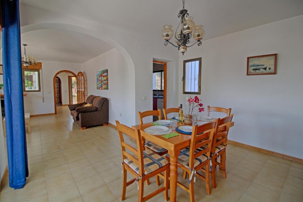 Holiday Villa Bellota Беніса Екстер'єр фото
